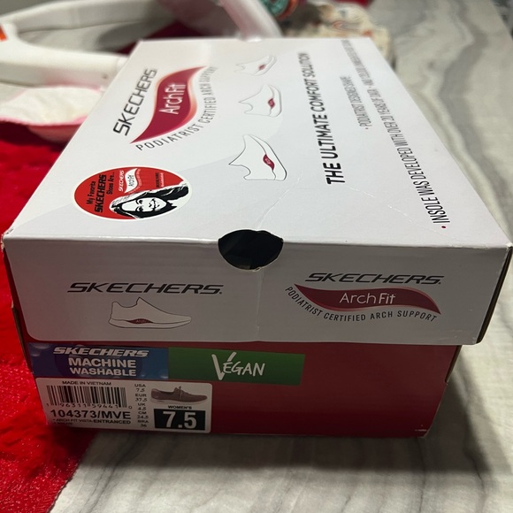 Skechers Women's Mauve Athletic Sneakers - Picture 3 of 3